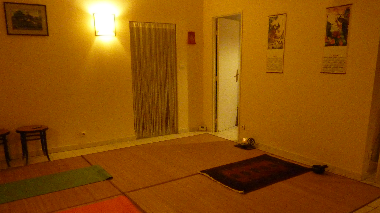 Yoga sous le figuier